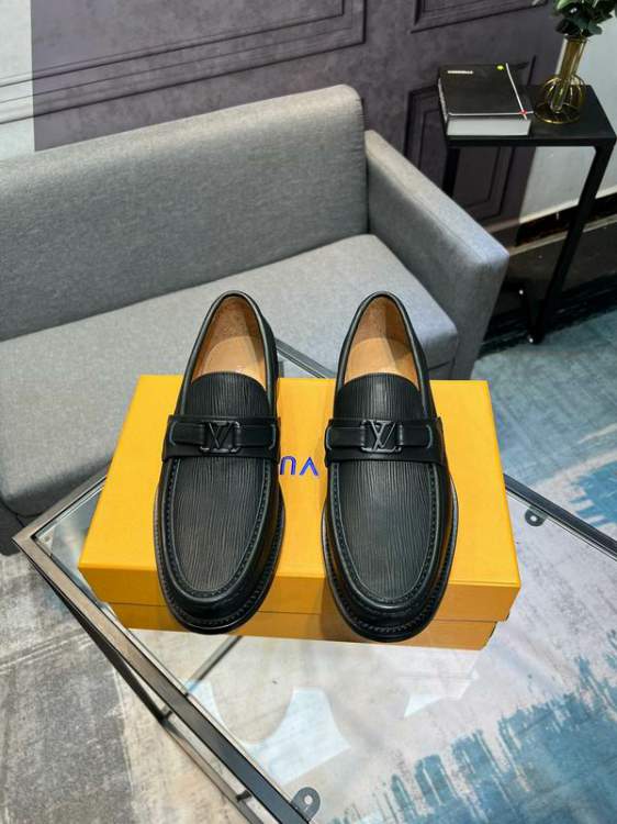 Picture of Louis Vuitton Shoes _SKULVsz38-45hnh034514528